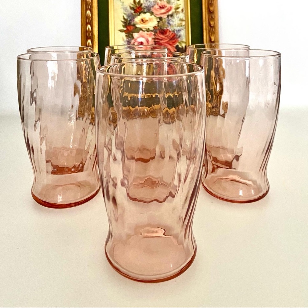 Vintage pink swirl drinking glasses